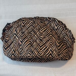 Vera Bradley Black and Cream Ribbon